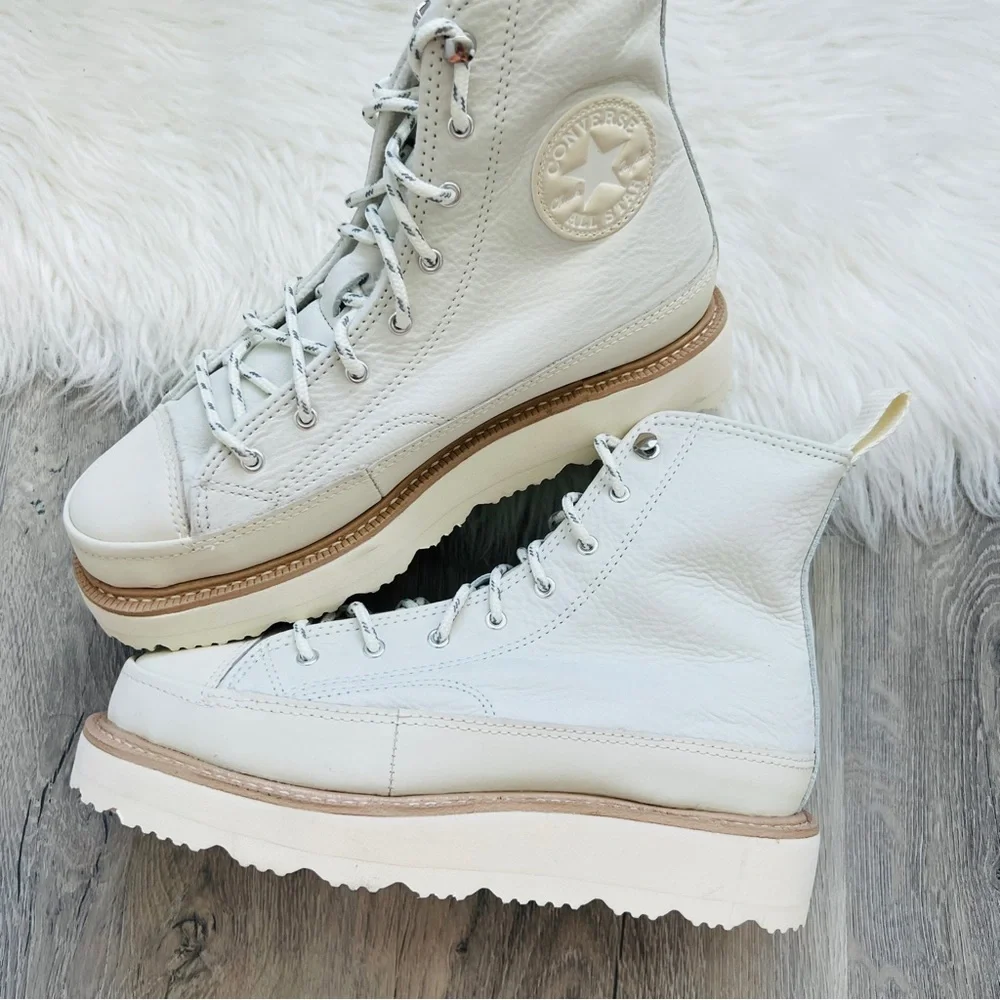 NWT Converse Chuck Taylor Crafted Boot Women’s Shoes - Picture 5 of 9